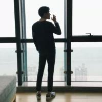 咎由自取 过几多通宵至肯醒觉才