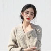无人与我立黄昏 无人问我粥可温 你还是我一碰就痛的软