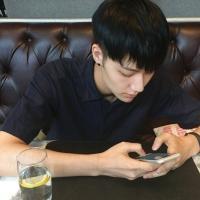 安静的做个美男子 我不会去挽留任何一个