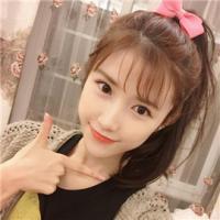 往事匿于风。 若君愿意，我愿一袭红