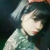 夏日已走，你留下来吧。 淡了回忆，痛了现实。