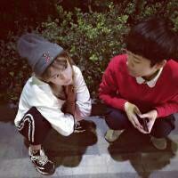 最美不过偷瞄你时眼神相撞 那刻你的微笑 我就是那个明明难过到