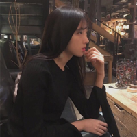 爱与诚。 有一天那个人走进了你