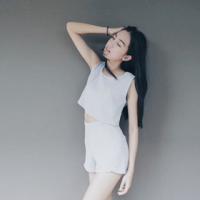 爱与诚。 有一天那个人走进了你