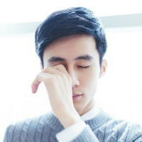 自截 id:日寐不袂 清醒的人不一定快乐