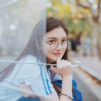 欧尼 总有一个人他的离开瞬