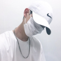 想起你很温柔. 我有点不像我 你也有