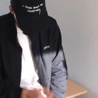 想起你很温柔. 我有点不像我 你也有