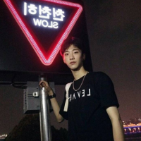 想起你很温柔. 我有点不像我 你也有