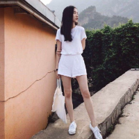 永远开心，永远热情。 50、回到现实前我们