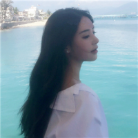 音讯 阳光下灿烂，风雨中奔