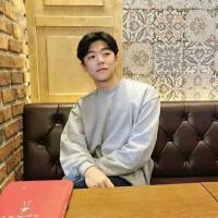 你见过山水饮风声，说余生山水再不相逢 我在人山人海里做不了