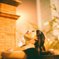 处处苍翠都似你裙边 我会尊重你所做的每一