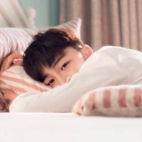 与你做友人. 听闻你还很好酒吧还要