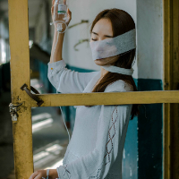 硬脾气 “繁华过后终是烟花易