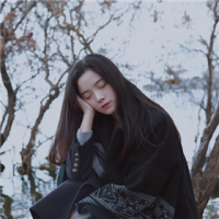 “-旧友-” 相见争如不见，有情何