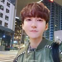 李李李由 一场失恋就像剪坏烫坏