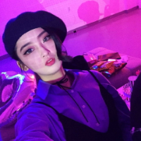 永远开心，永远热情。 再也没能遇见一个人唤