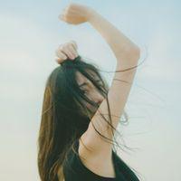 别笑了，眼泪都掉了。   ---AK 那时候 我还没有认识