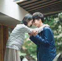 心 安 他再也没有以前那样宠