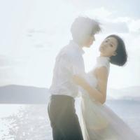 心 安 他再也没有以前那样宠