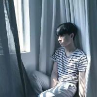 心 安 吃情侣餐厅压灼热的马