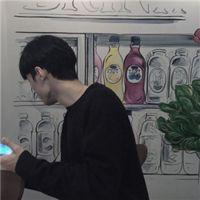 许愿》 别总听悲伤的歌别总想