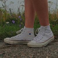 反派战女 不能踮着脚爱一个人，