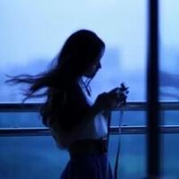 侧颜迷人. 空有一颗陪你到老的心
