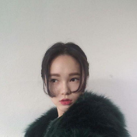 偶尔被需要 没有很重要 眼泪是撕心裂肺从身体