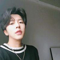 别总对过去不甘心对未来不确定对今天无所谓 让我流泪的人，我一定