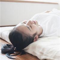 无人之境。 爱就好好爱掐掉烟头扔