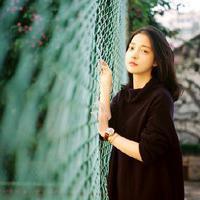 草莓味少女 独抱浓愁只盼梅雨湮断
