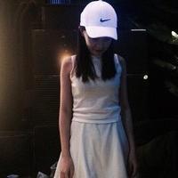 草莓味少女 独抱浓愁只盼梅雨湮断