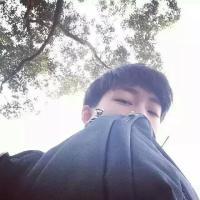 你哪里是念旧 你只是现在过得不幸福罢了 偶尔难过 时常回忆