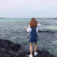普通女头 爱像风灌进回忆一样，