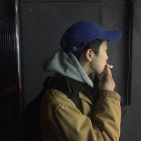 涩眼 我在你看不见的地方想