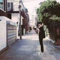 长腿控 我唱得不够动人你别皱