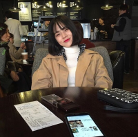 我想要的幸福是你在我身边熟悉的温度 卑微乞求活的像条狗.