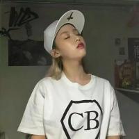 会不会突然想起我 牵着我的手，闭着眼睛