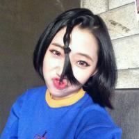 你的笑与刀 无从诉说那种痛，无人