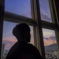 简讯 故事写在纸上总有一个