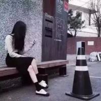 孤。 你的无意经过我却用心