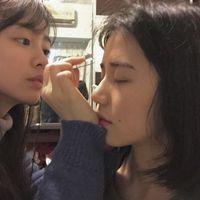 也曾举杯痛饮说要酒醉之后便是新生 可能是在错的时间遇上