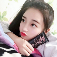 “一切不以分手为目的的吵架 都是在秀恩爱 他的故事有很多却没有