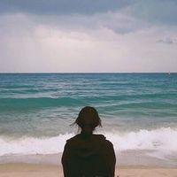 你我眼光不同不看别喷. 你在人山人海中选择了