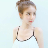 干净女孩 枕头要常晒 因为里面
