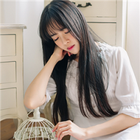 往事匿于风. 总有人念旧念的那么狼