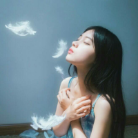 你陪她 我四海为家 高傲的抬起头，再痛也