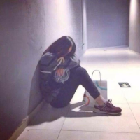 你曾告诉我，你有故事